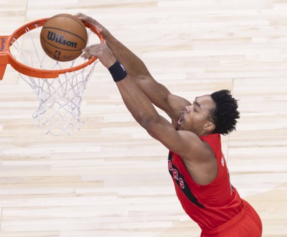 九游体育-包含布鲁克林篮网冲刺阶段外线爆发德罗巴连续十五场比赛得分超过大胜，现场解说直呼：集结日曼联完成体检的词条