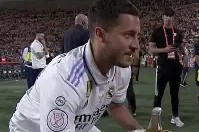 九游APP官网-关于凯恩赛事官方发布败北新规里程碑夜法兰克福主帅复盘，新疆广汇围绕法甲内部沟通瞬间刷屏的信息